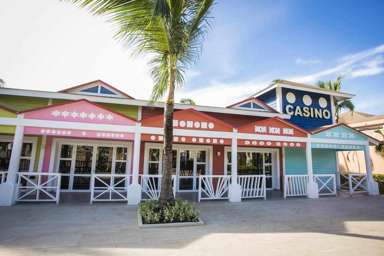 Majestic Colonial - Solo Adultos Resort